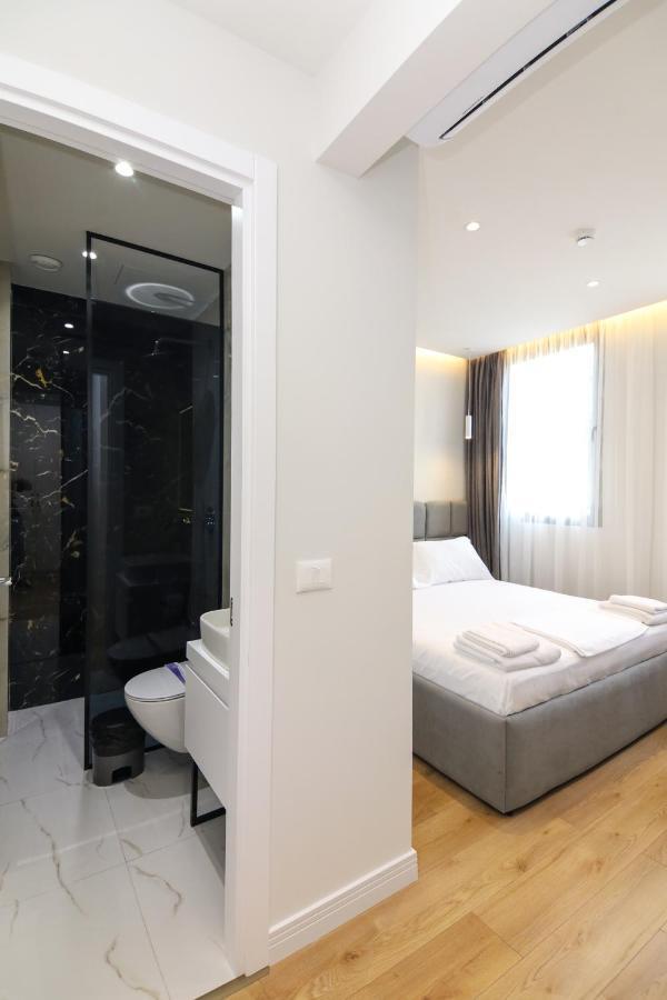 N Hotel City Center By Noshi Tirana Extérieur photo