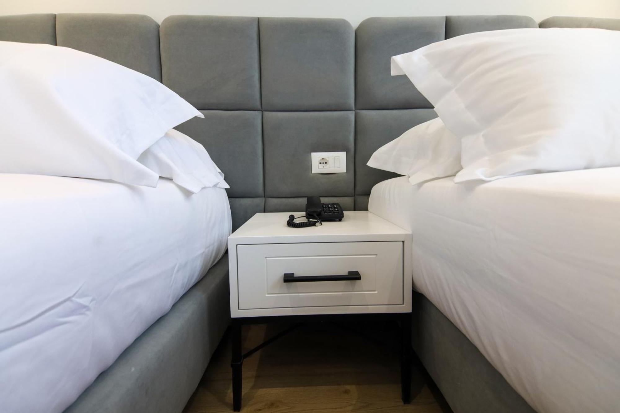 N Hotel City Center By Noshi Tirana Extérieur photo